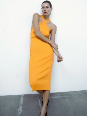 Women's Zara Sleeveless Cross-Neck Midi Dress in Bright Tangerine Orange Large